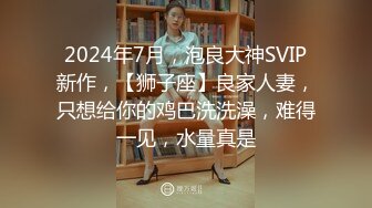 颜值不错的黄毛小妹镜头前刮逼毛给狼友看，干干净净展示粉嫩骚穴，性感艳舞诱惑，揉奶玩逼听狼友指挥真骚啊