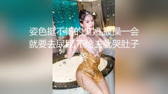 身为一日女仆，服务员也很合理吧？差点玩坏欸…我是说我被玩坏了