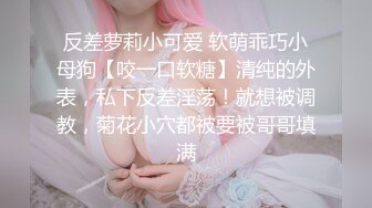 极品风骚御姐一个人陪狼友发骚，听狼友指挥舔自己奶子，全程露脸干净的蝴蝶逼逼，跳蛋自慰呻吟，表情好骚啊