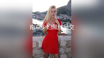  考完试放假家里人都去上班了 体育系小哥把C奶漂亮女友约到家里来操逼妹子活不错