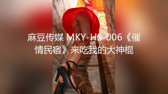 车展现场抄底大长腿美女车模和漂亮的美女职员 (3)